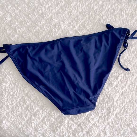 Old Navy Bikini Bottoms - Picture 4 of 5